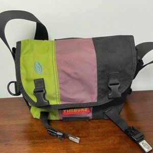 Timbuk2 small messanger bag, like new condition olive/purple/black